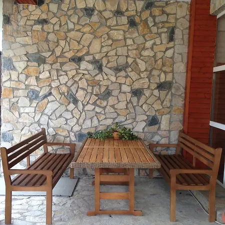 Forest View جوفيدارتسي